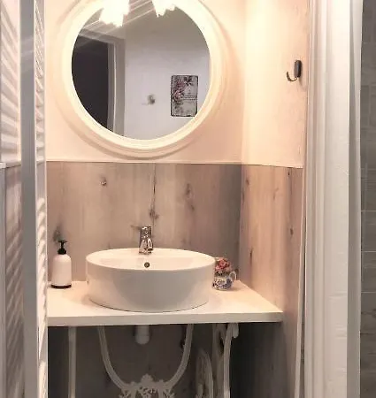 Aurora Haz Zalakaros