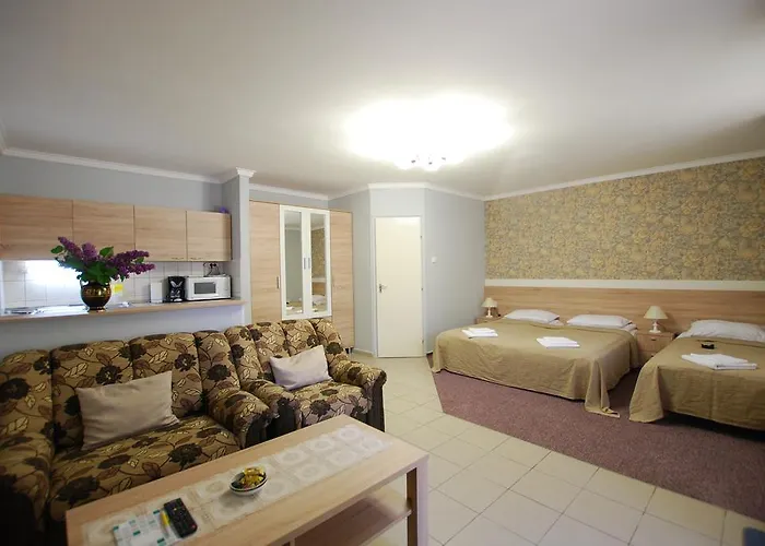 Aurora Haz Zalakaros