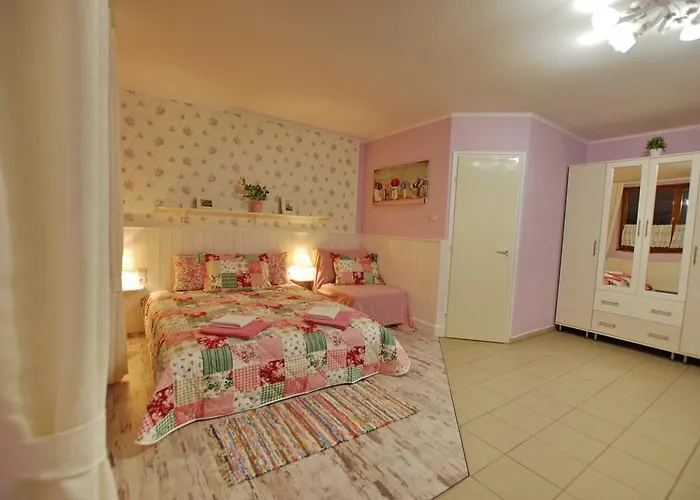 Apartament Aurora Haz *