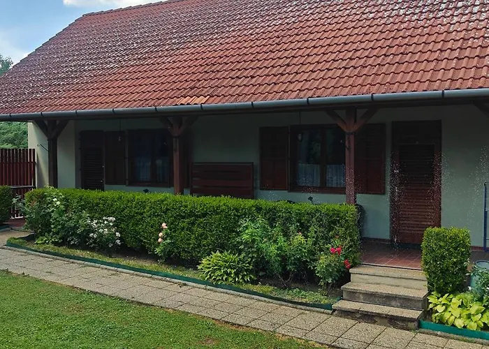 Aurora Haz Apartament *