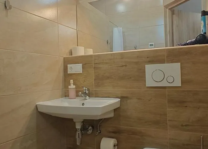 Aurora Haz Apartament *